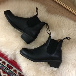 Blundstone Heeled Chelsea Boots